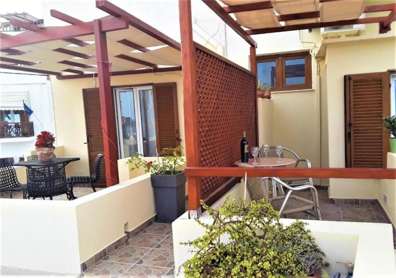 Pefkakia Park Hotel Ermoupoli Bagian luar foto
