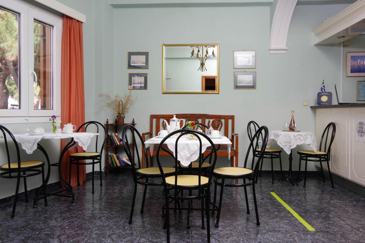 Pefkakia Park Hotel Ermoupoli Bagian luar foto