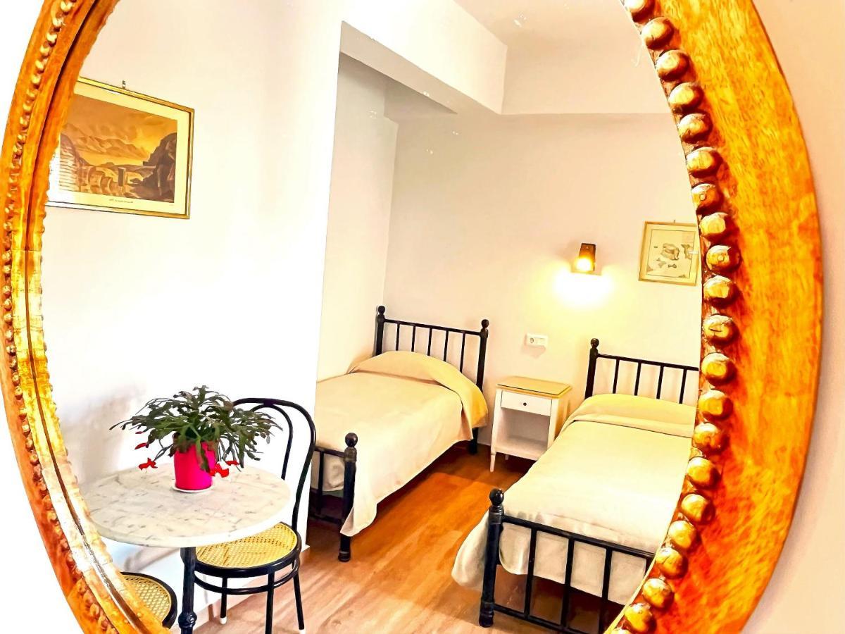 Pefkakia Park Hotel Ermoupoli Bagian luar foto