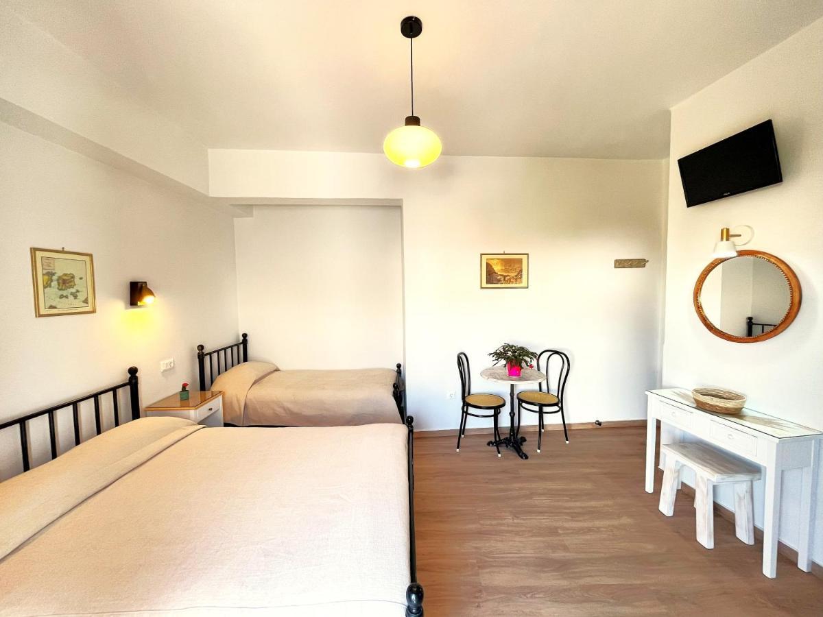 Pefkakia Park Hotel Ermoupoli Bagian luar foto