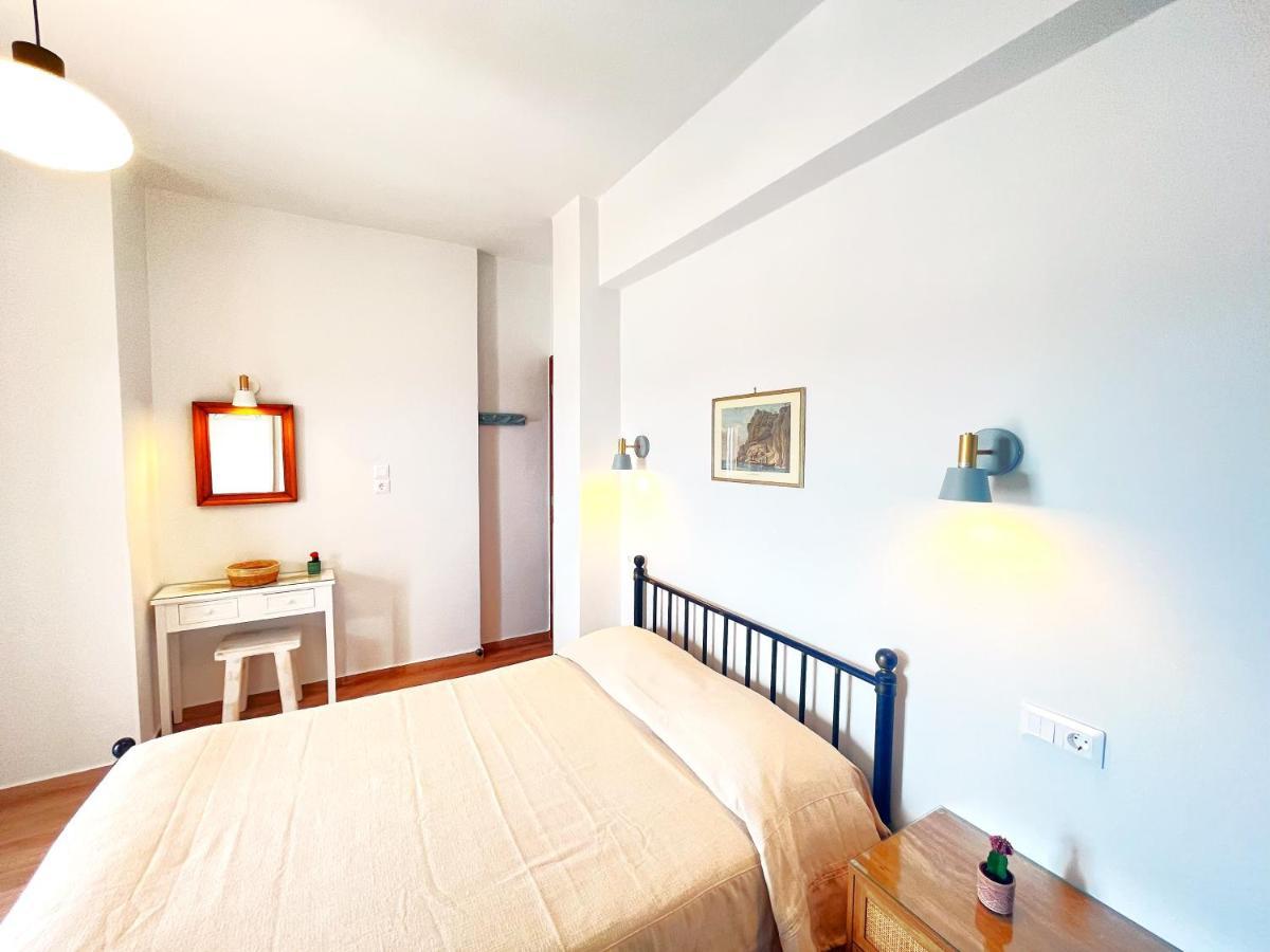 Pefkakia Park Hotel Ermoupoli Bagian luar foto