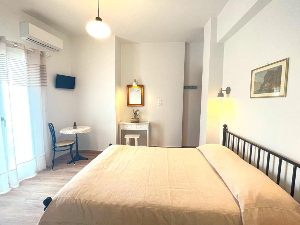 Pefkakia Park Hotel Ermoupoli Bagian luar foto