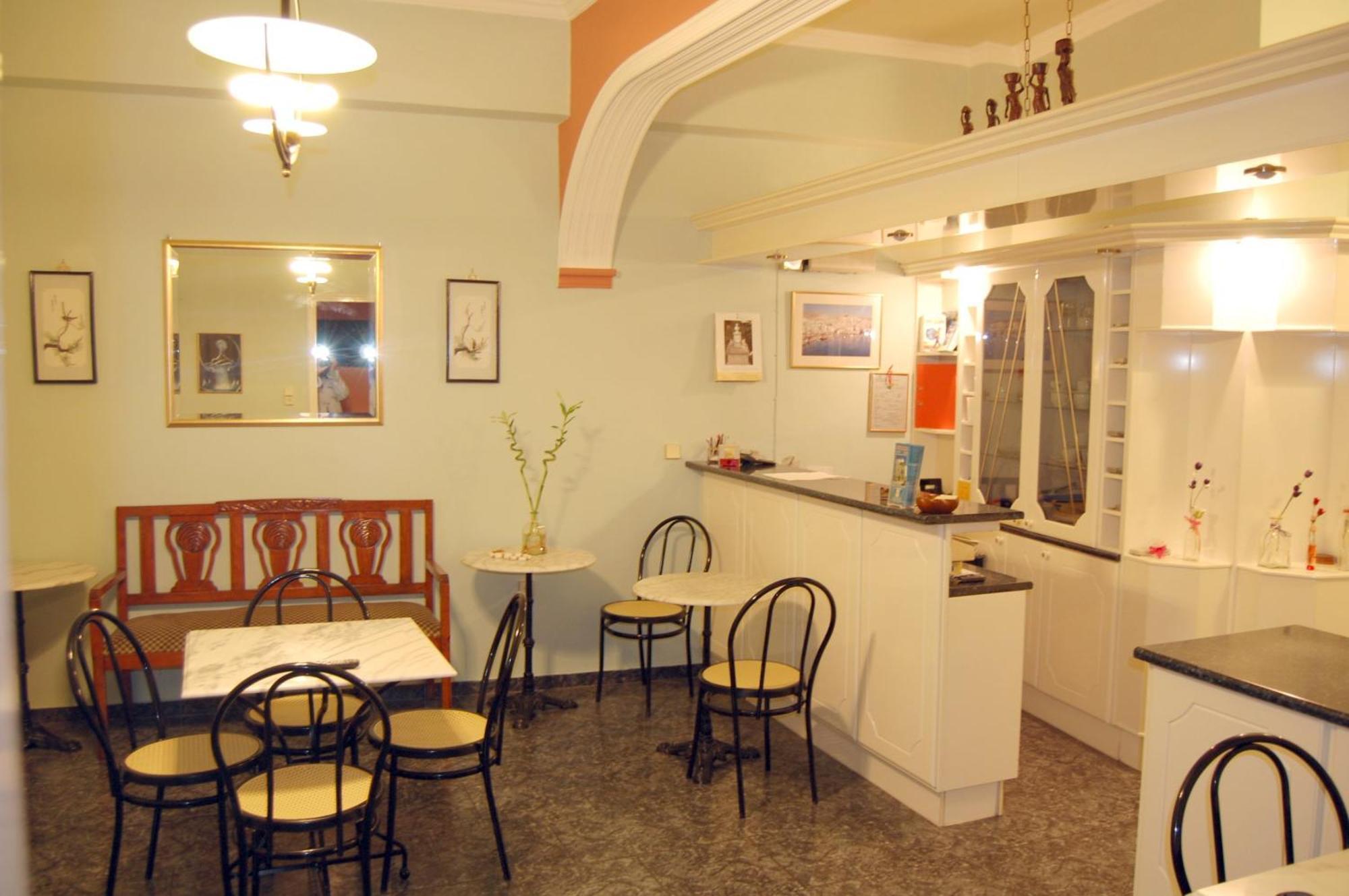 Pefkakia Park Hotel Ermoupoli Bagian luar foto
