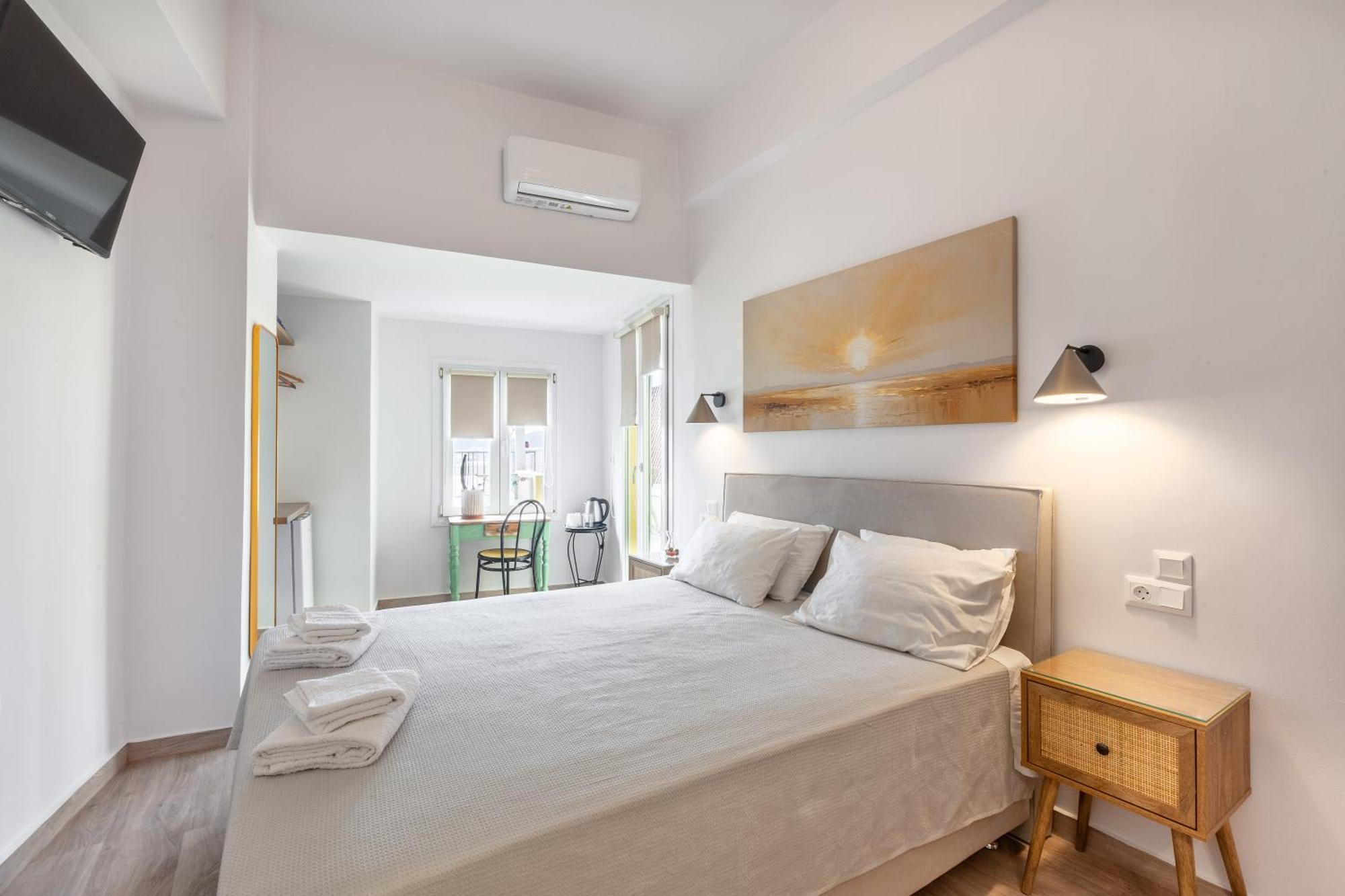 Pefkakia Park Hotel Ermoupoli Bagian luar foto